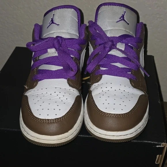 Jordan Kids' Brown and Purple Sneakers - Picture 2 of 5